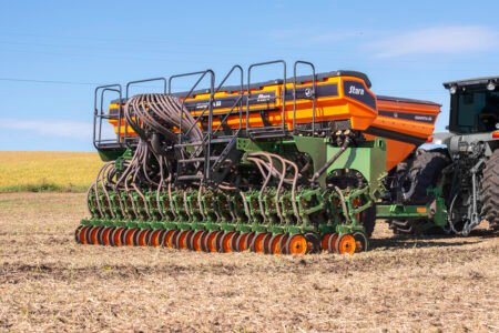 Plantio da soja com bons avanços em importantes estados produtores